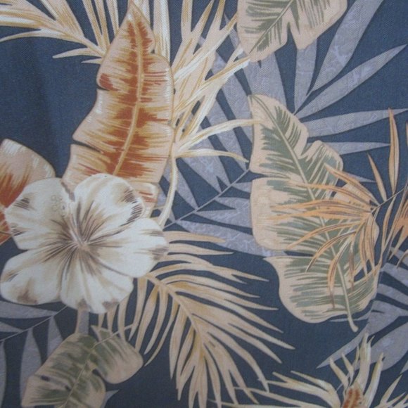 St Johns Bay vtg Men Hawaiian camp shirt pit to pit 24 L aloha luau tropical - Picture 7 of 9